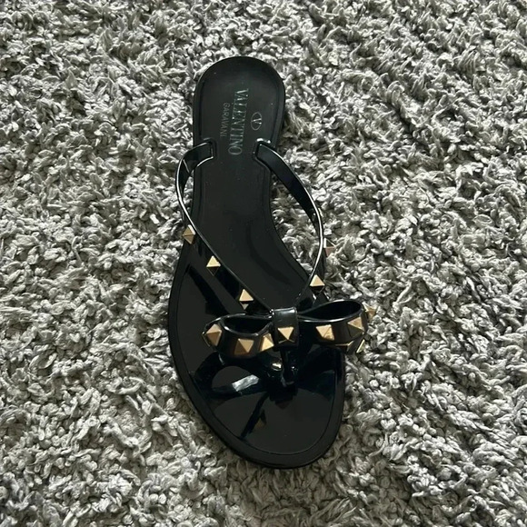 Valentino - Rockstud Studded Slipper in Black/Gold. - Picture 2 of 7